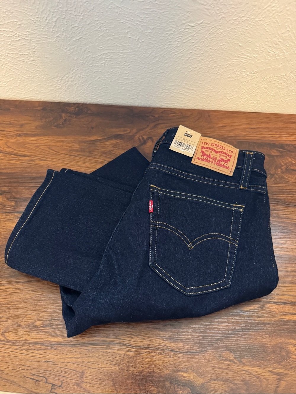 Levi's Women's Dark Indigo Classic High Rise Straight Jeans